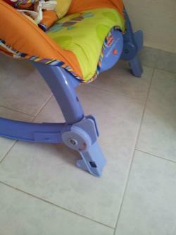 Used Fisher-Price Newborn-To-Toddle Porable Rocker