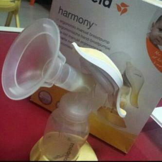 Brand New Medela manual breast pump